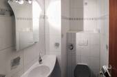 Separate Toilette - 