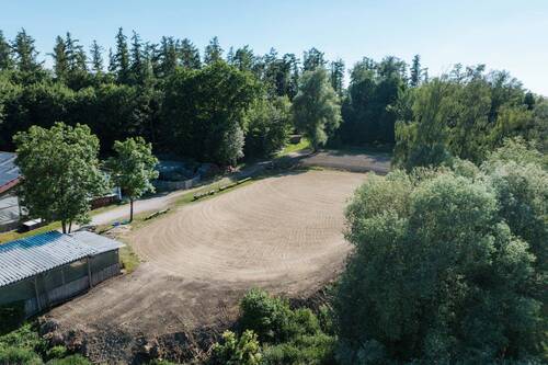 Ranch Eichendorf Reitplatz Ansicht oben - 