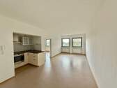 Attraktives Wohnen und Essen vor Renovierung - Terrassenwohnung in Bogen zum Kaufen