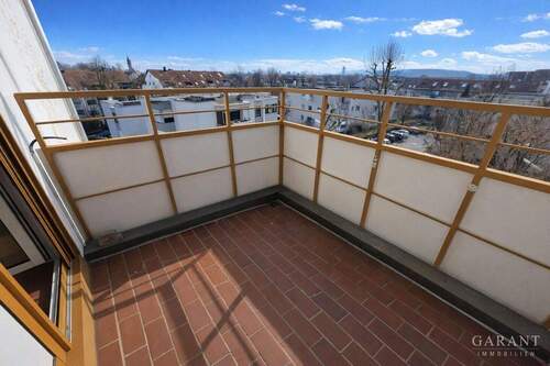 Aussicht vom Balkon - 3 Zimmer Etagenwohnung in Fellbach
