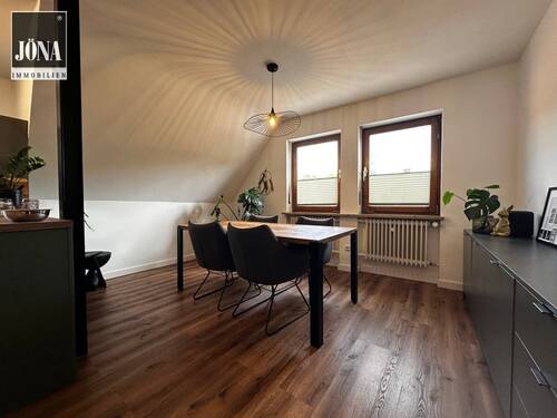Wohnung (li) DG - 