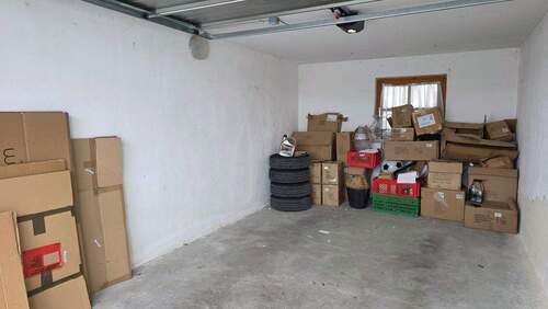 Garage - 