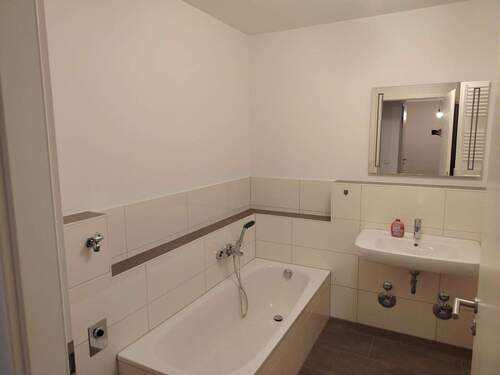 Badezimmer - 3 Zimmer Etagenwohnung in Buxtehude