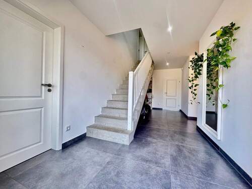 Diele - Einfamilienhaus mit 156,00 m&sup2; in Wiesmoor zum Kaufen