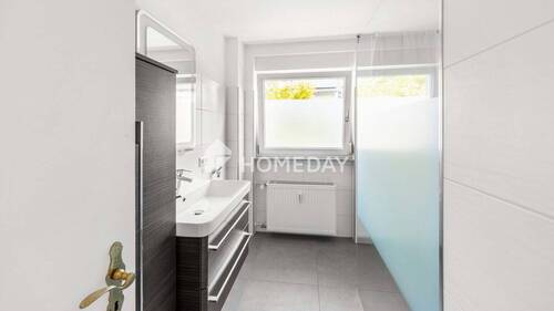 1. OG Badezimmer 1 - 