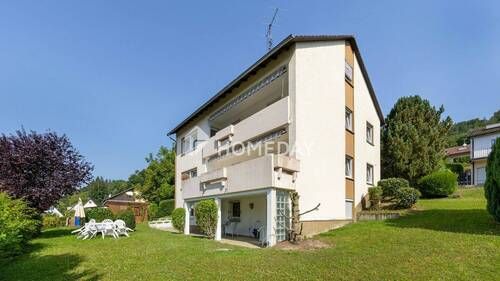 Außenansicht 2 - Wohnhaus mit drei Einheiten und herrlichem Schwarzwaldblick