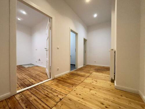 Flur - Etagenwohnung mit 55,00 m² in Berlin zum Kaufen