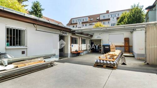 Werkstatt - 4 Zimmer Mehrfamilienhaus, Wohnhaus zum Kaufen in Frankfurt am Main