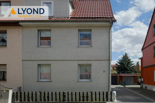 Straßeansicht - 8 Zimmer Einfamilienhaus zum Kaufen in Nordhausen