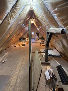 Spitzboden - 