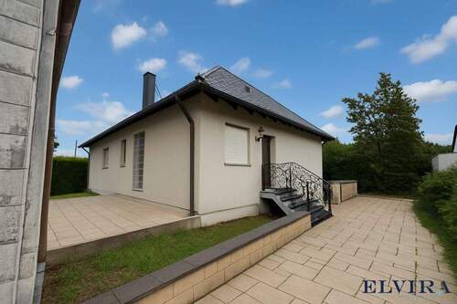 Altbestand - Elvira - Lochhausen, Baugrundstück mit Entwicklungspotenzial in grüner Lage