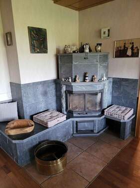OG Whg. Wohnen/Essen Ofen - 