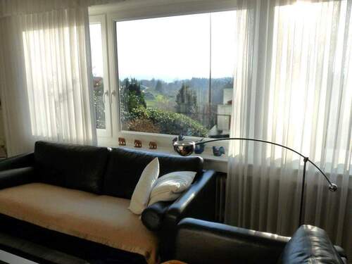 17 EG Wohnzimmer, Fernblick.JPG - 