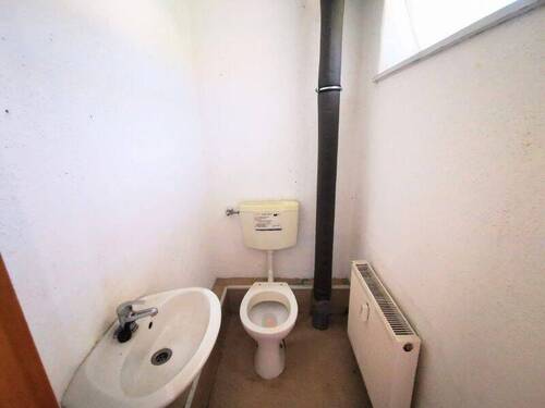 WC im Flur - Büro in Bannewitz zur Miete