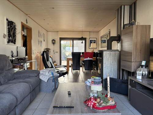 Wohnzimmer - 4 Zimmer Doppelhaushälfte in Grefrath