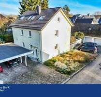 Exklusives Zweifamilienhaus in Oerlinghausen - Modernes Wohnen mit