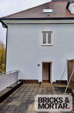 Blick von der Terrasse Richtung Schlafzimmer - 