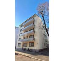 2 Zimmerwohnung mit Balkon in Mannheim-Lindenhof