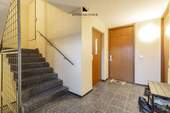 Hausflur - 1 Zimmer Etagenwohnung in Stuttgart