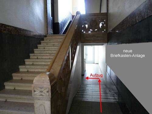 Treppenhaus .JPG - 5 Zimmer Büro in Nürnberg