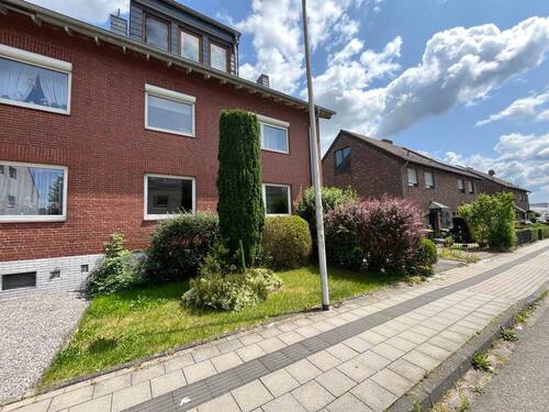 Straßenseite - 3 Zimmer Etagenwohnung zum Kaufen in Aachen