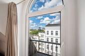 Ausblick Wohnzimmer Richtung Kurfürstendamm - Etagenwohnung mit 81,00 m² in Berlin zum Kaufen