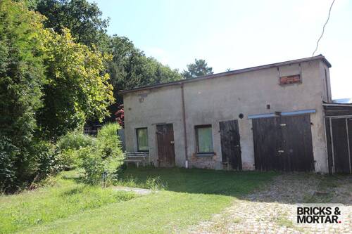 Garagen/Abstellflächen - 