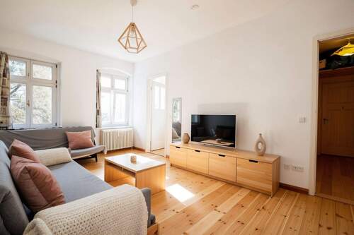 Wohnzimmer - 1 Zimmer Etagenwohnung in Berlin