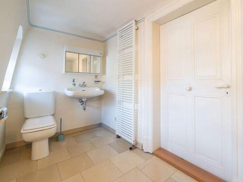 Badezimmer im Gartenhaus - 