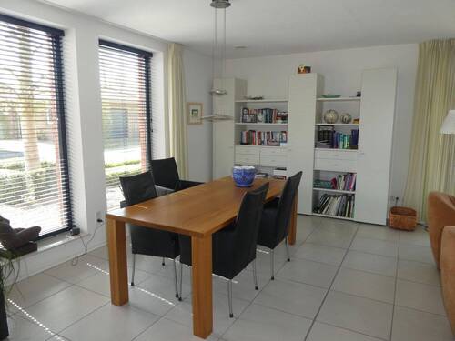 Wohn- und Esszimmer - 