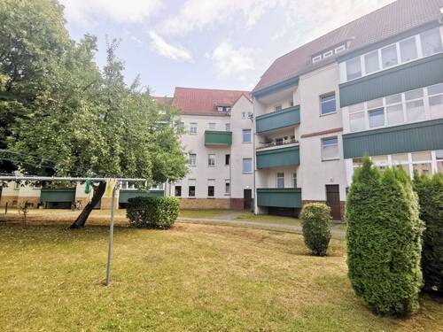Hausansicht Hinterhof - 2 Zimmer Etagenwohnung zum Kaufen in Leipzig