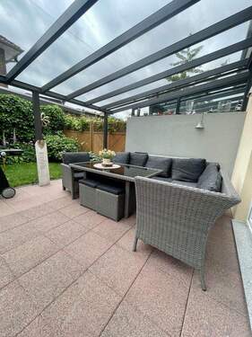 Terrasse mit Überdachung - 