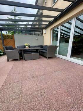 Terrasse mit Überdachung - 