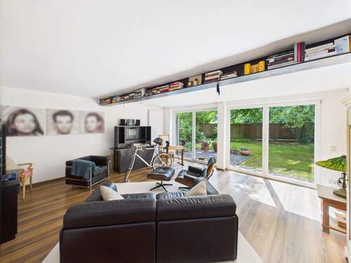 ehem. Garage - Einfamilienhaus mit 348,00 m&sup2; in Wedemark zum Kaufen