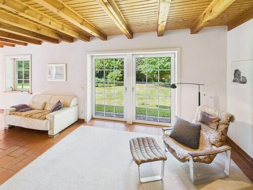 Vorzimmer/Bibliothek - 