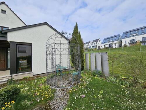 Pavillon - 5 Zimmer Einfamilienhaus in Leinfelden-Echterdingen