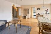 Wohnzimmer - 2 Zimmer Etagenwohnung zur Miete in Ingolstadt