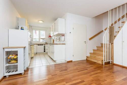 Essbereich / Küche - 5 Zimmer Reihenmittelhaus in Berlin