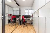 Office / Ankleide / Kinder - 