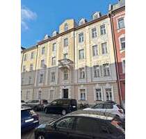 ELVIRA - Attraktives Altbau-Mehrfamilienhaus in beliebter Lage und Isarnähe - München Untergiesing-Harlaching