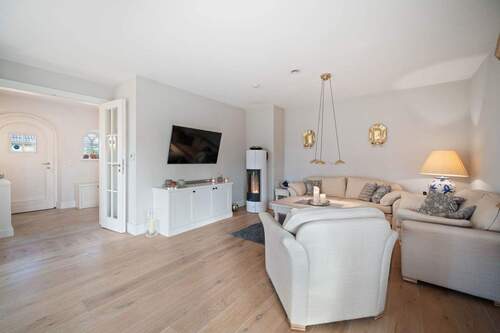 Wohnzimmer - Doppelhaushälfte mit 105,00 m&sup2; in List auf Sylt zum Kaufen