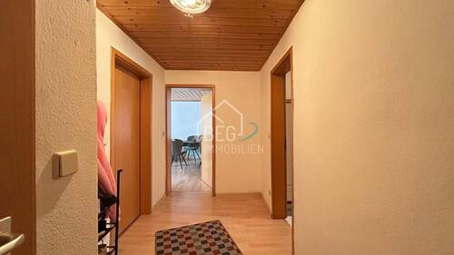 Flur - 3 Zimmer Etagenwohnung in Gaildorf / Unterrot