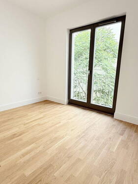Zimmer 2 - 