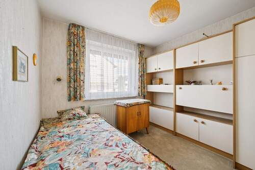 Kinderzimmer/Büro - 