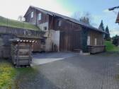 Scheune und Hof - 