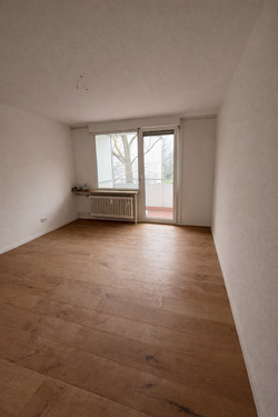 Schlafzimmer 1 - 3 Zimmer Etagenwohnung zur Miete in Liederbach am Taunus