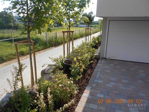 Bsp. Aussenanlage - Einfamilienhaus mit 143,00 m&sup2; in Althengstett zum Kaufen