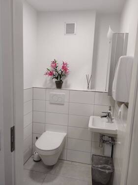 WC - 