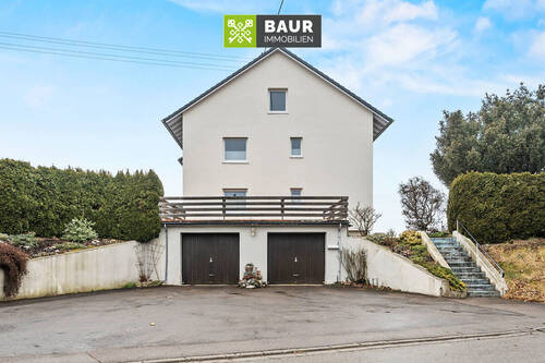 Aussenansicht - 6 Zimmer Mehrfamilienhaus, Wohnhaus in Niederrieden