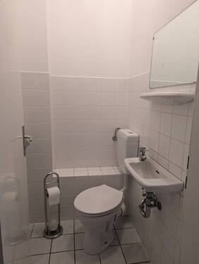 WC - 
